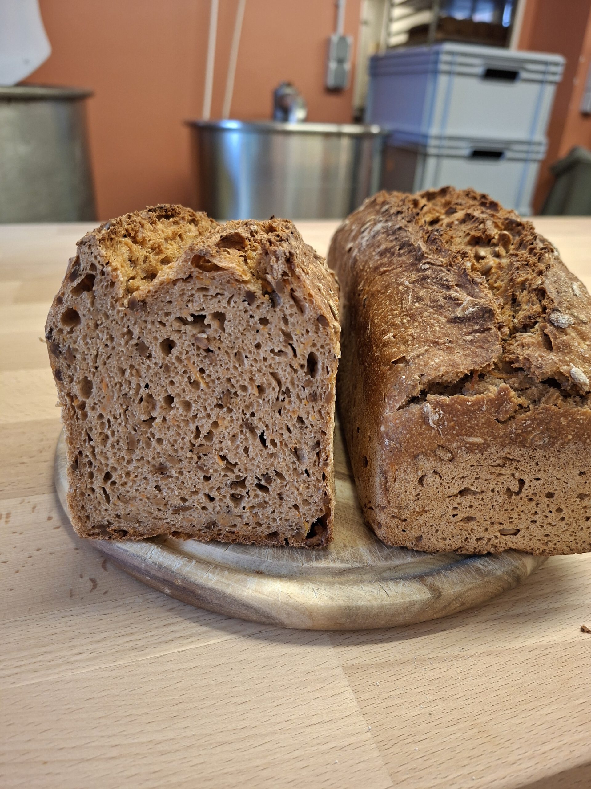 Neuigkeiten im April – neues Brot, Sortimentsänderungen und Urlaub